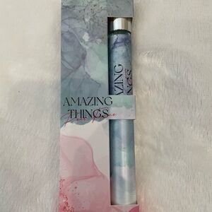 Amazing Things EDP travel spray for her